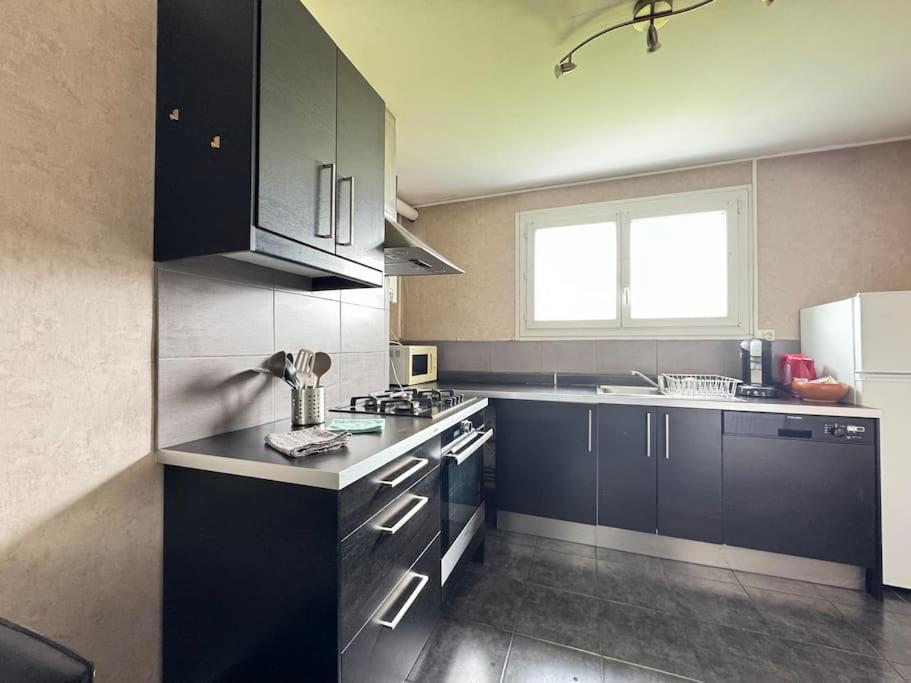 Appartement F2 Proche Axes Principaux - Claude Guichard Clermont-Ferrand Exterior foto